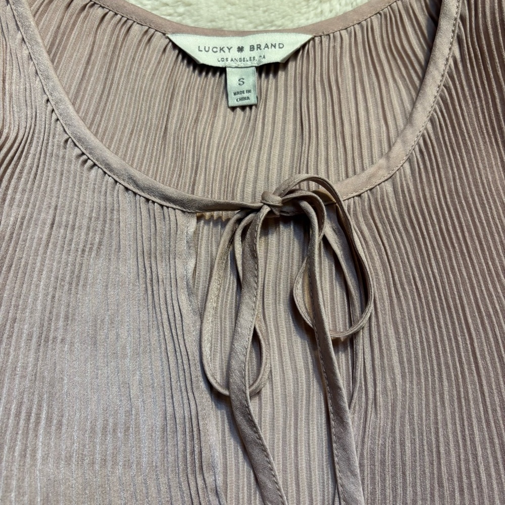 Lucky Brand Blouse Small Blush Pink Pleated Peasant Top Flowy Long Sleeves Ties - Picture 10 of 15